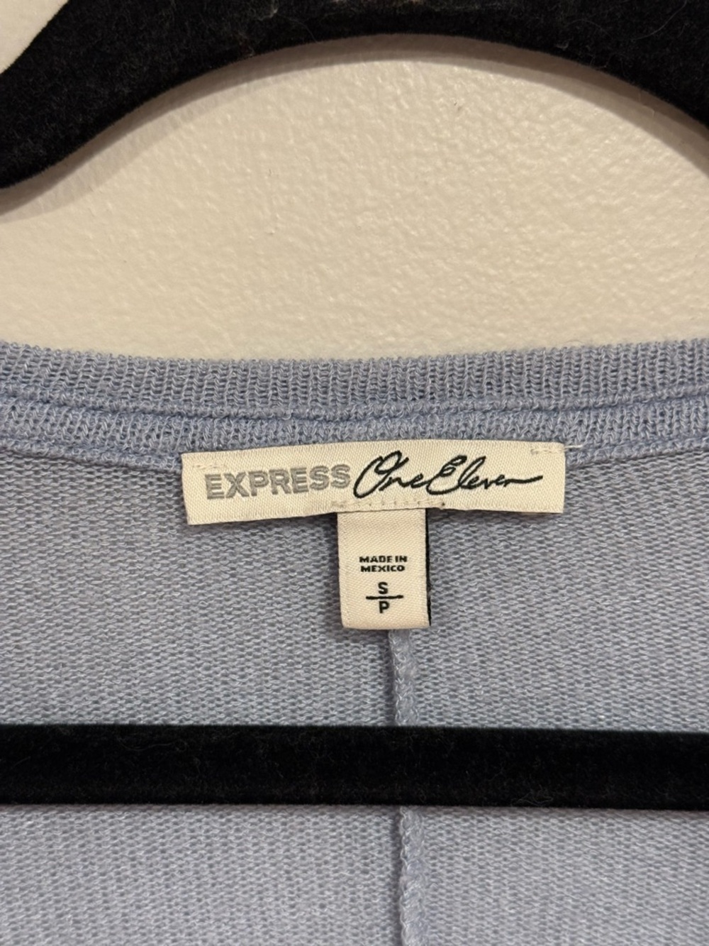 Express One Eleven Knit V-Neck Blue Gray Short Sleeve Top Women's Size Small - Picture 5 of 5